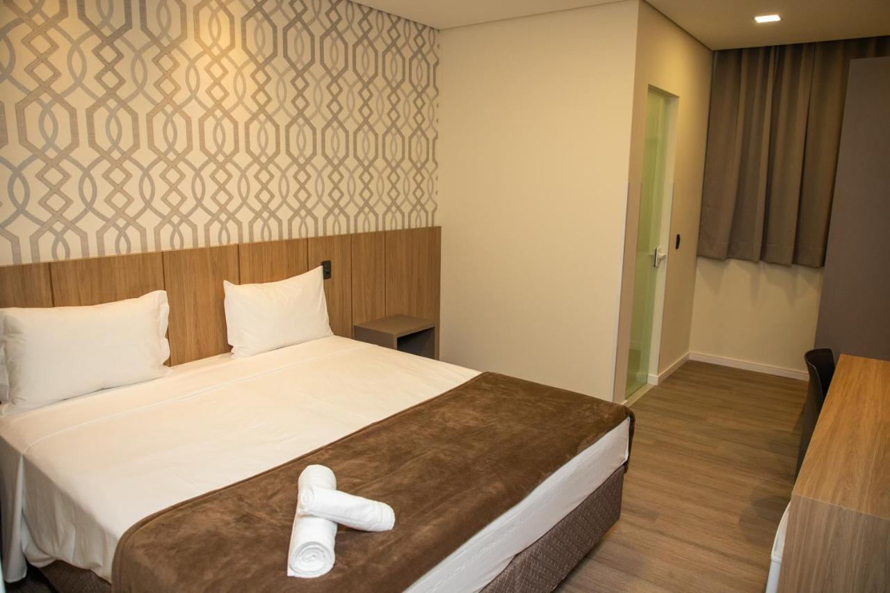 Hotel Zunino 팔호카 외부 사진